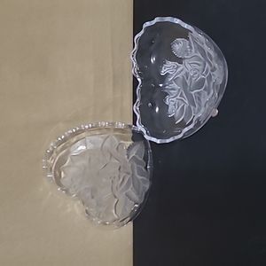 Vintage  1970s crystal  glass  Heart Box,Original  Design  crystal  Japan